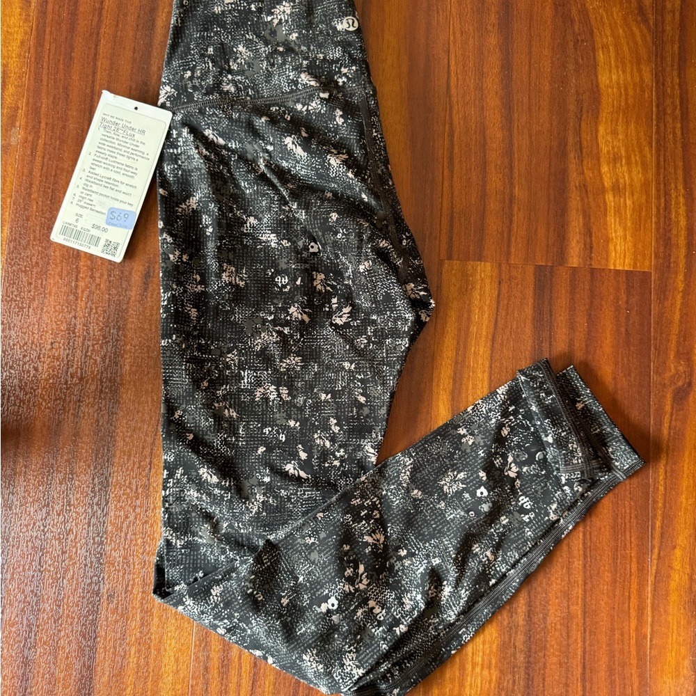 Lululemon leggings